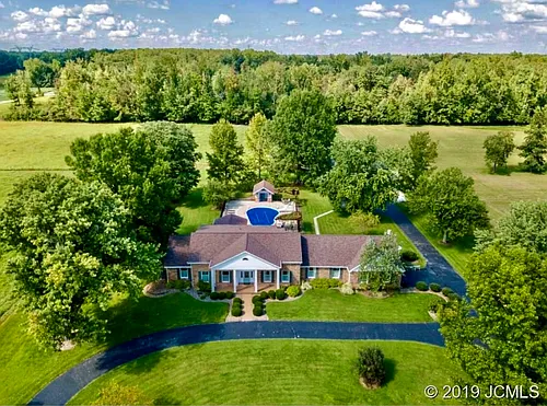 222 Meadow Ln Photo 1