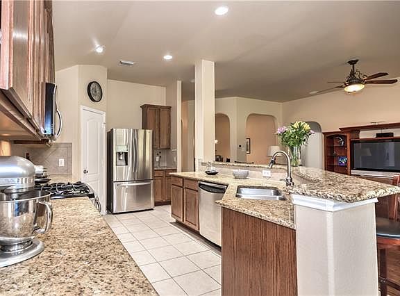 2nd image of 4219 Pasada Ln