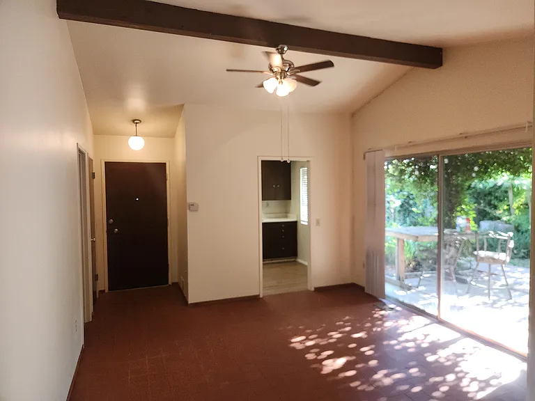 1231 W Raymon Ave #1231 — Photo 2