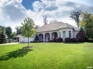 1475 Silver Pine Ln, Findlay, OH 45840