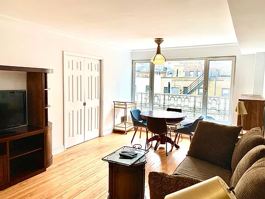 Rented by Compass | media 2
