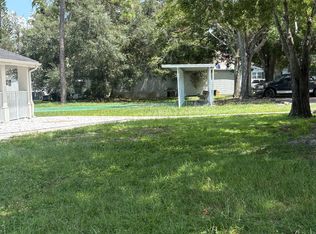 221 Sun Valley #221, Tampa, FL 33613