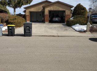 1924 Carr Dr, Longmont, CO 80501