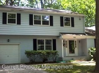 210 Dominion Dr, Newport News, VA 23602