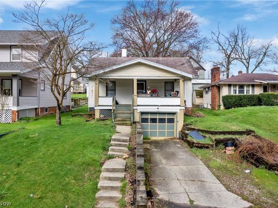 835 Reservoir Dr NE, Massillon, OH 44646