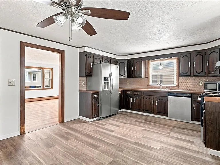23 Amory St — Photo 12