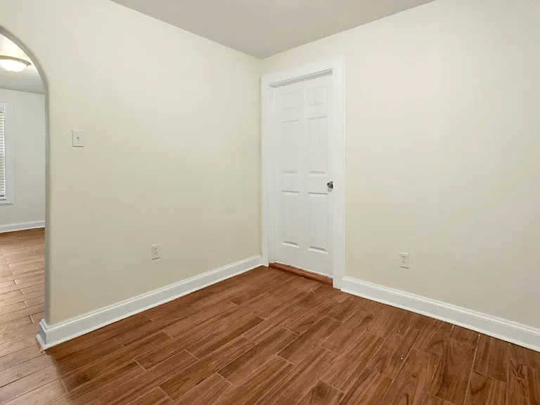 4606 Antha St — Photo 7