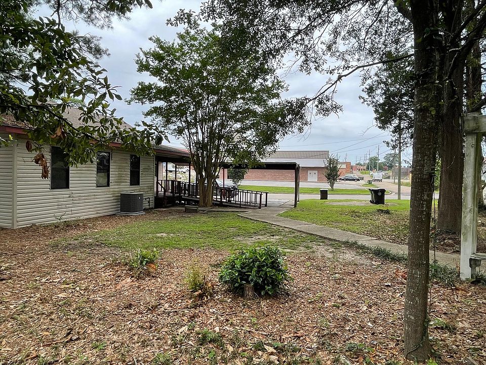 2295 Hardy St Hattiesburg MS Zillow
