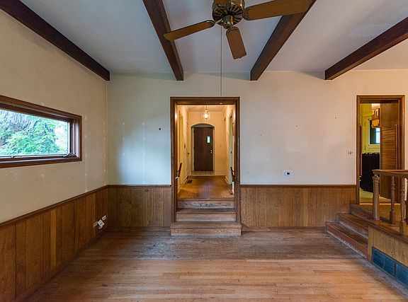 4th image of 1010 Princeton Ave