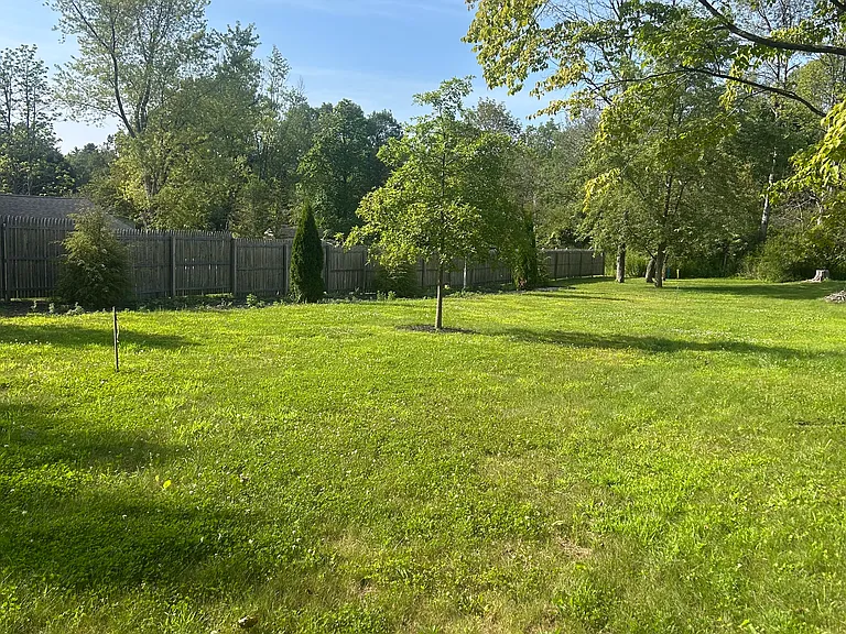 105 Greenwoods Rd E #2 — Photo 47