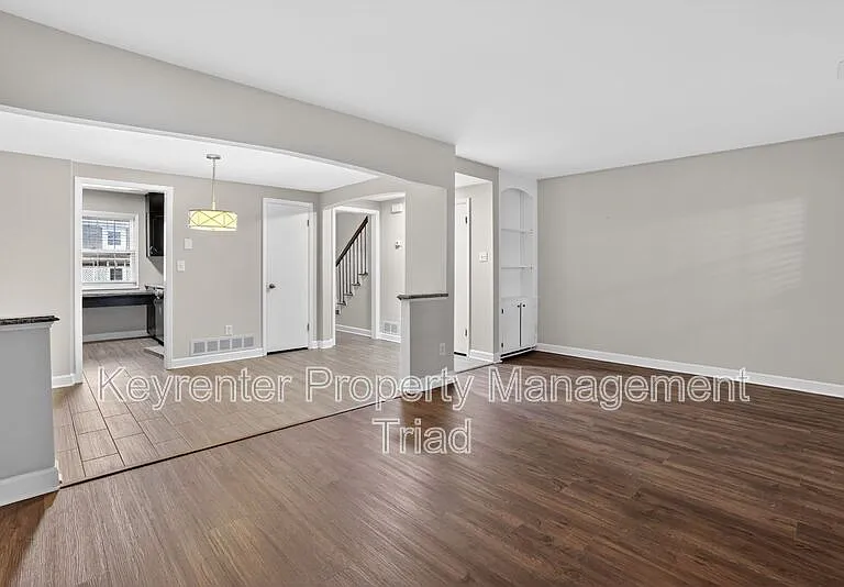 2317 Patriot Way #C — Photo 4