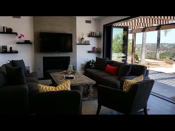 5th image of 1580 Parkview Dr