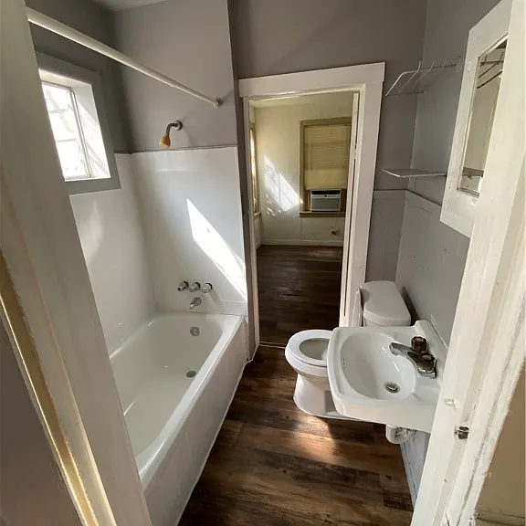238 Watson St #B — Photo 7