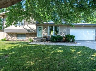 1525 N Parkdale St, Wichita, KS 67212