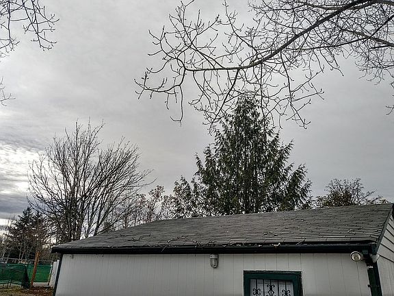 4th image of 611 305th Street Ct S