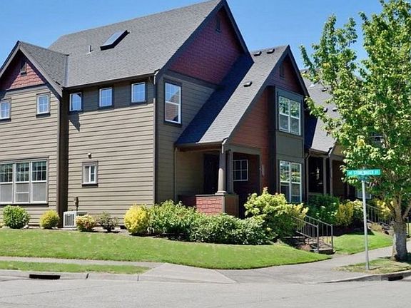 2nd image of 807 NE 72nd Ave