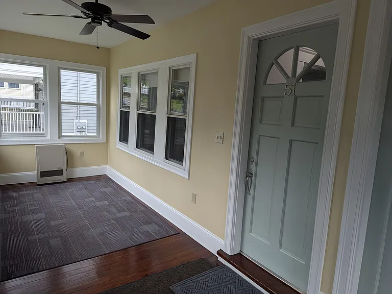 51 Dale Ave — Photo 38