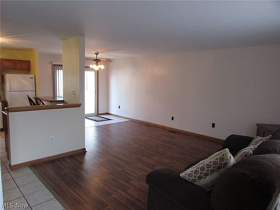 3rd image of 2802 Diana Lynn Dr