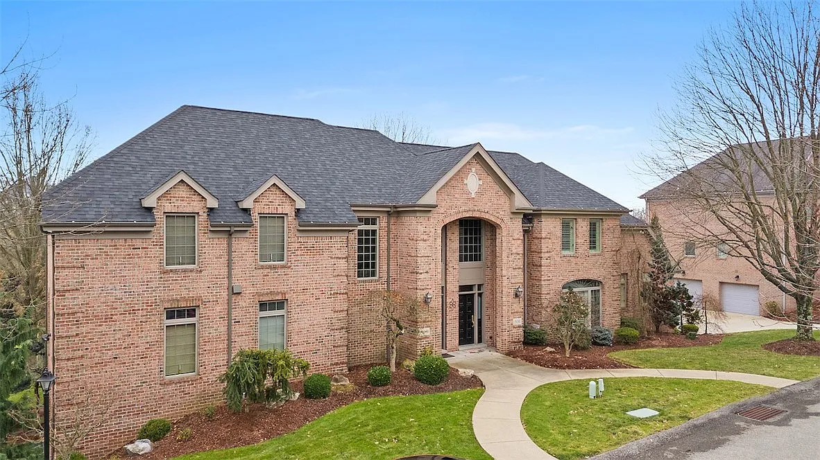 3081 Annandale Dr photo 1