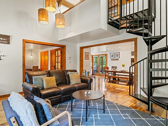 Living Room w/ loft