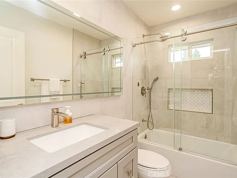 2220 Jose Way — Photo 22