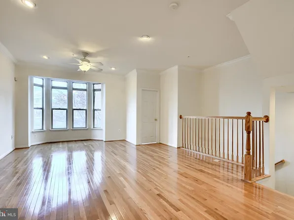 854 E Lombard St, Baltimore, MD 21202