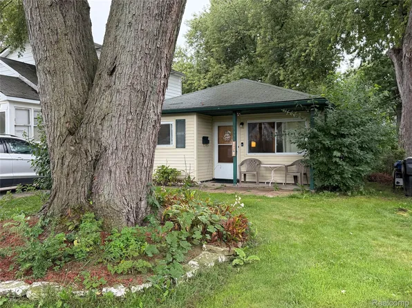 15549 Winston, Redford, MI 48239