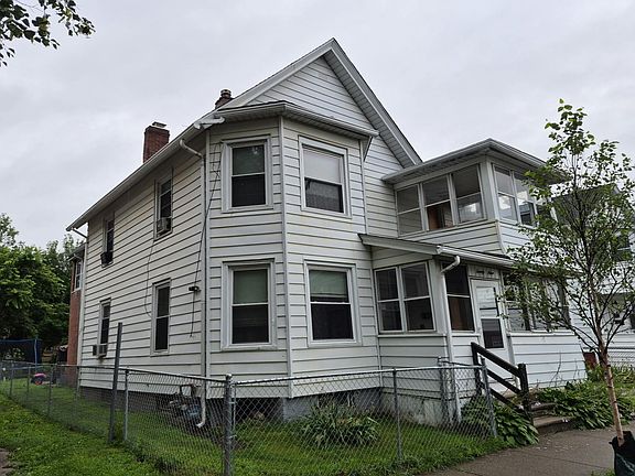 3rd image of 29 Marble St