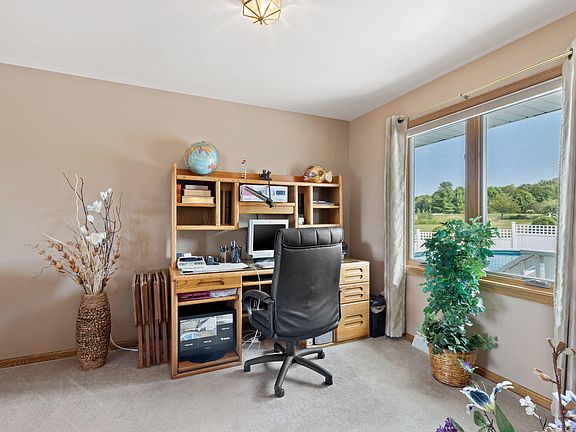 4th image of S25W30285 Jenna Ln