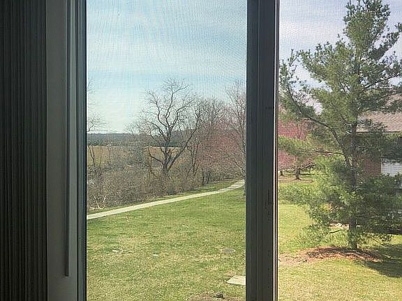 Bed room window w/ view