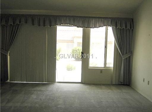 4th image of 2604 Desert Sands Dr