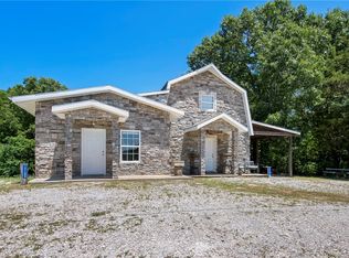 15188-15190 Roberts Loop, Garfield, AR 72732