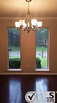 4th image of 1822 Woodside Dr