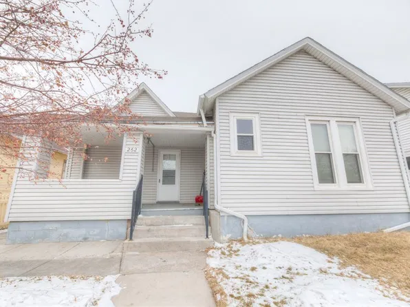 262 N 4th St APT B, Laramie, WY 82072