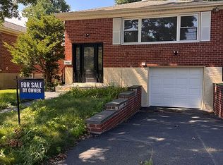 73-30 244th St, Little Neck, NY 11362