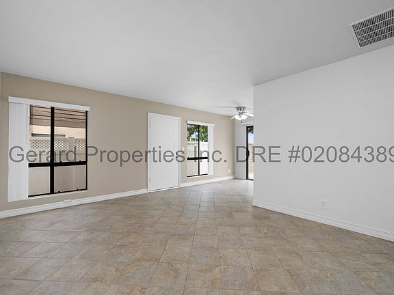 4th image of 7951 Moonshadow Cir #4