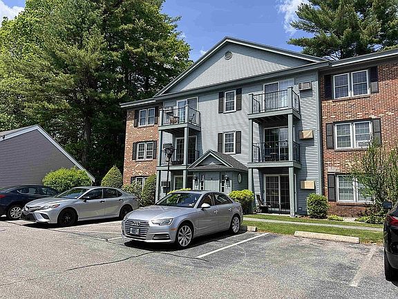 3rd image of 5 Northbrook Dr Unit 509