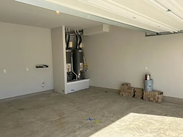 1006 Pinyon Cv — Photo 12