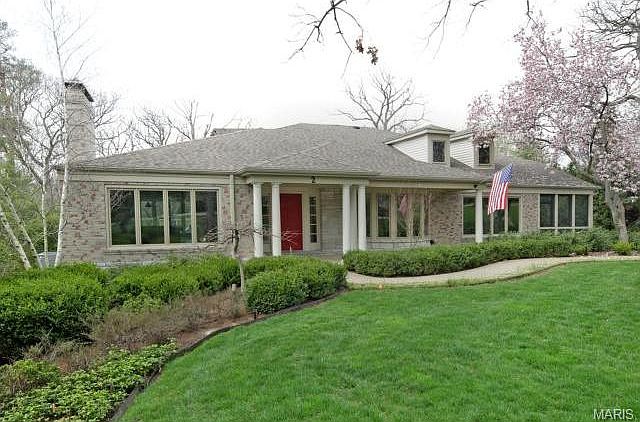 1st image of 2 Oak Bend Dr