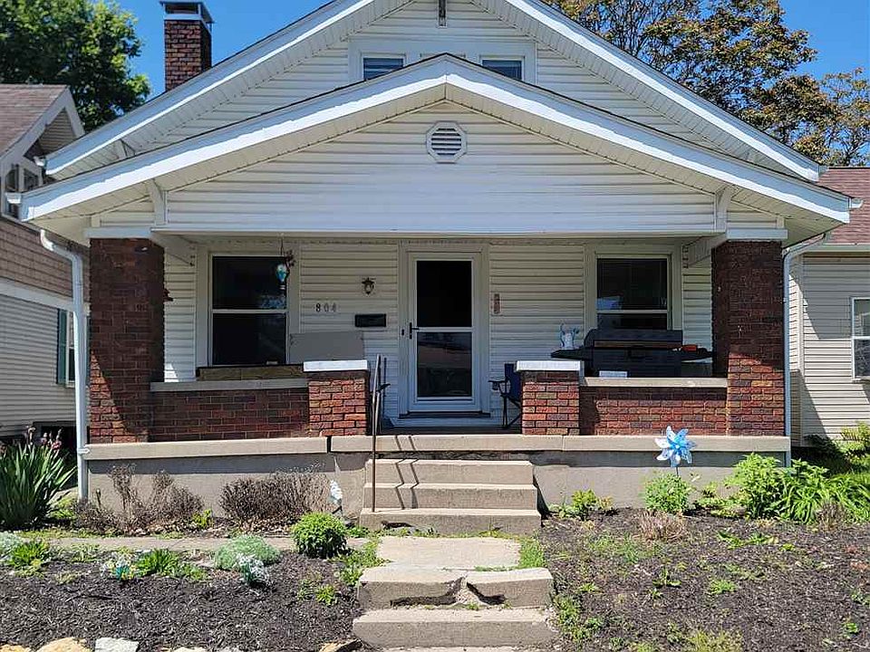 1st image of 804 S 10th St
