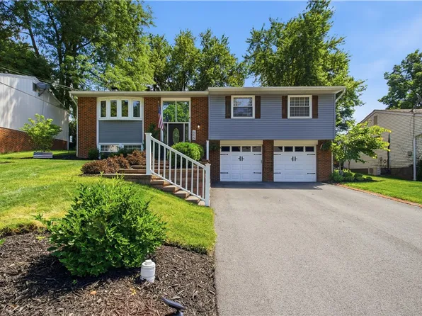 645 Carnival Dr, Pittsburgh, PA 15239
