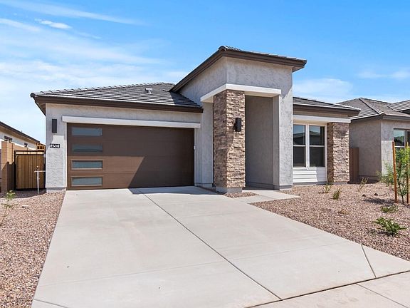 3rd image of 450 E Aurora Drive