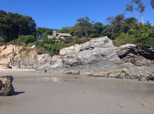 1154 Shore Rd, Cape Elizabeth, ME 04107