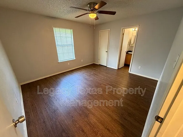 203 Willana Ct — Photo 11