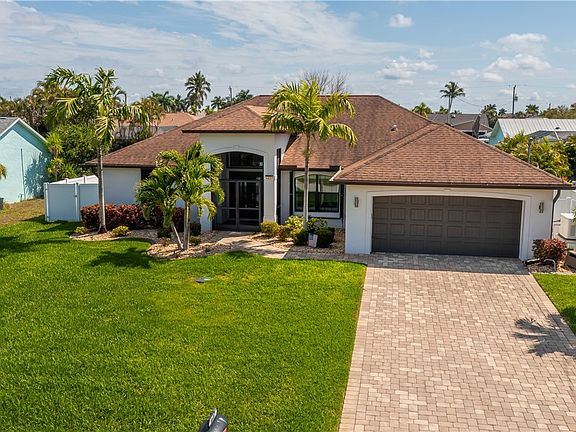 5th image of 4607 SW 14th Ave