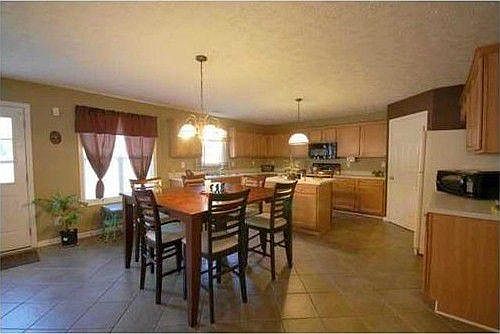 3rd image of 2720 Rusticwood Dr