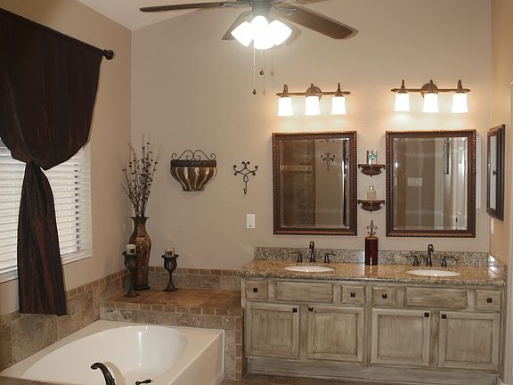 5th image of 725 W Estrella Dr