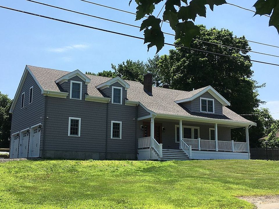 2nd image of 131 Belmont St