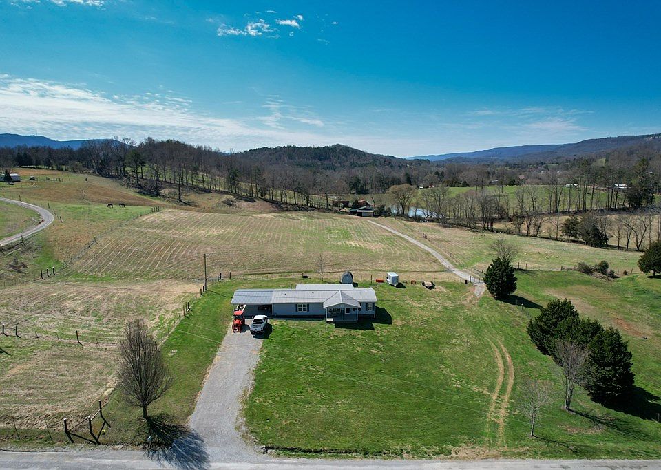 112 Putnam Rd, Pikeville, TN 37367 Zillow