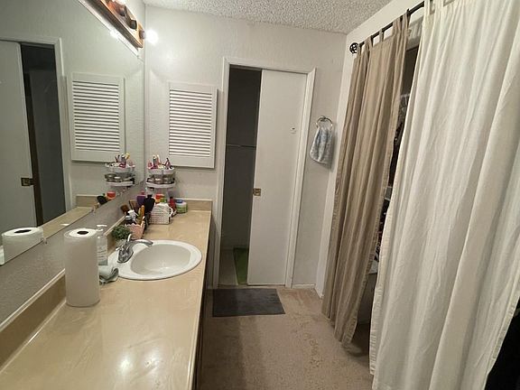 4th image of 14616 NE 44th St APT M7